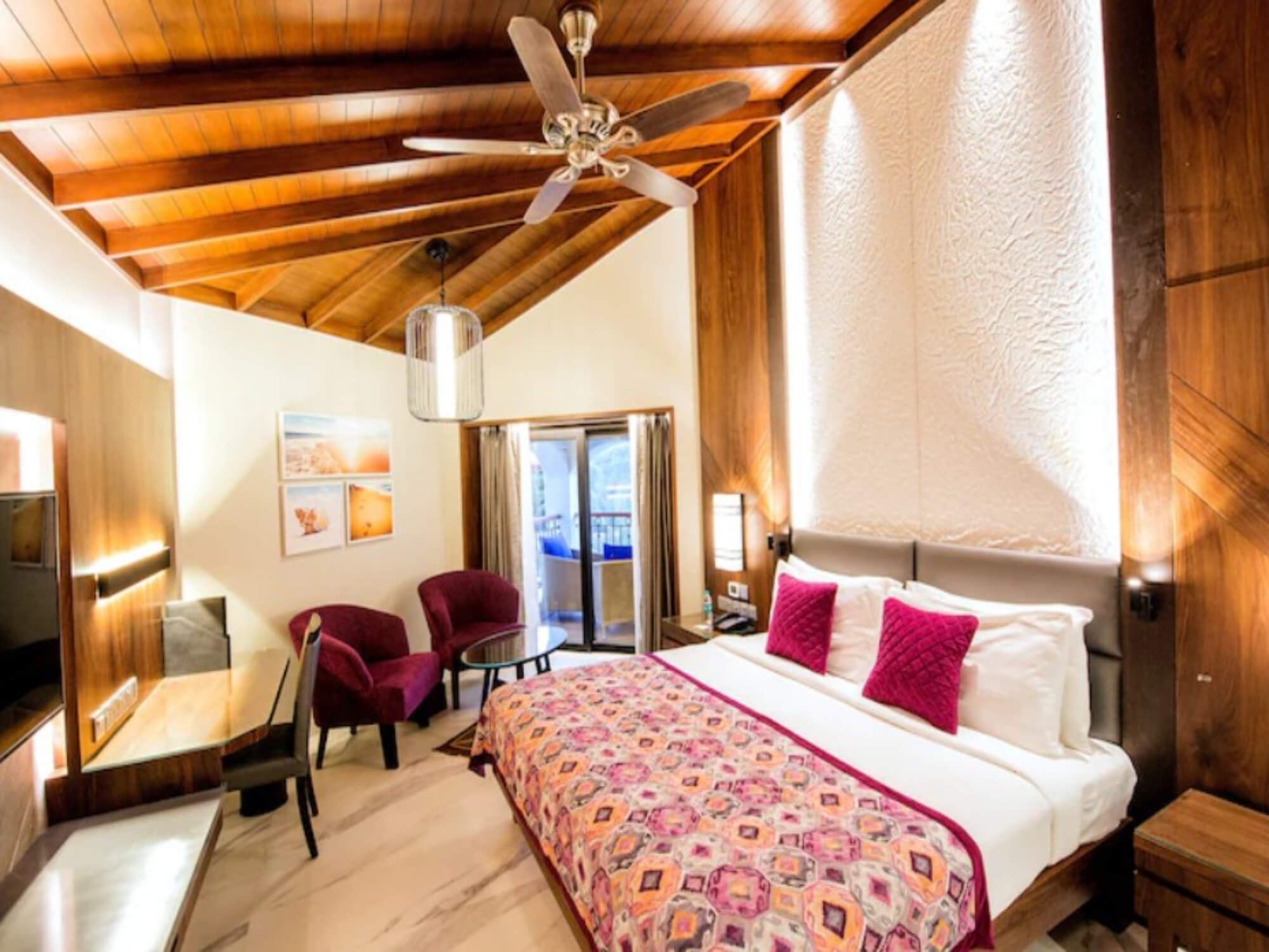 Premier Club Room with Executive Lounge Access